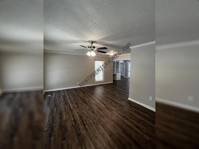 Photo - 4705 N Cedar St