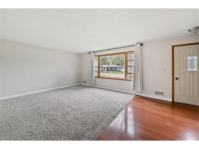 Photo - 237 Motel Ave