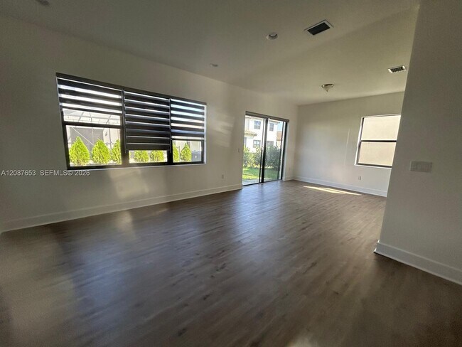 5525 Agostino Way