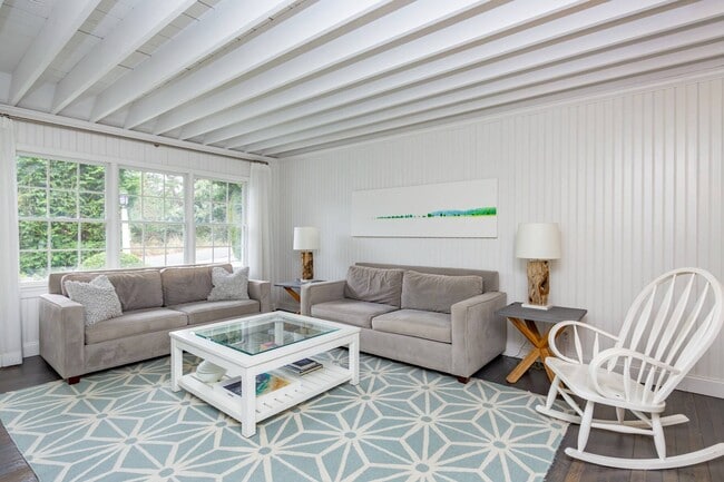 Photo - 11 Beach Ave