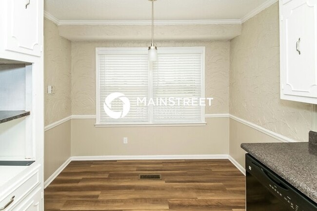 3 Bedroom Pet-Friendly Home in Birmingham, AL with Main Street Renewal