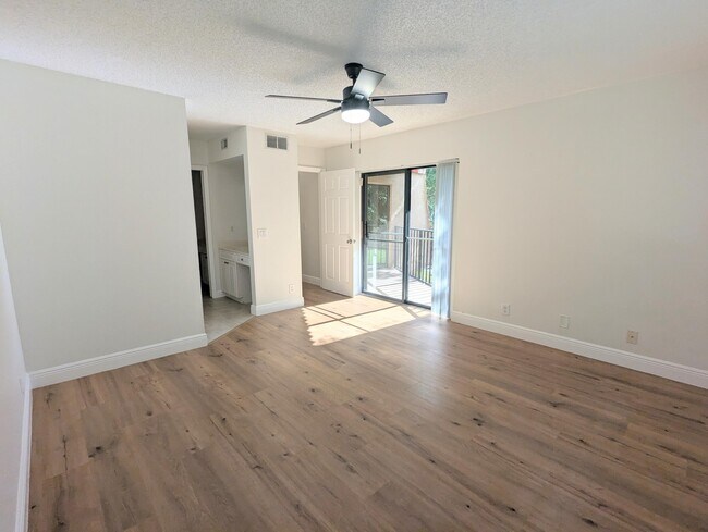 Building Photo - 8189 Severn Dr Rental