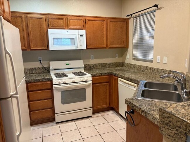 Photo - 26426 Arboretum Way Unidad #802