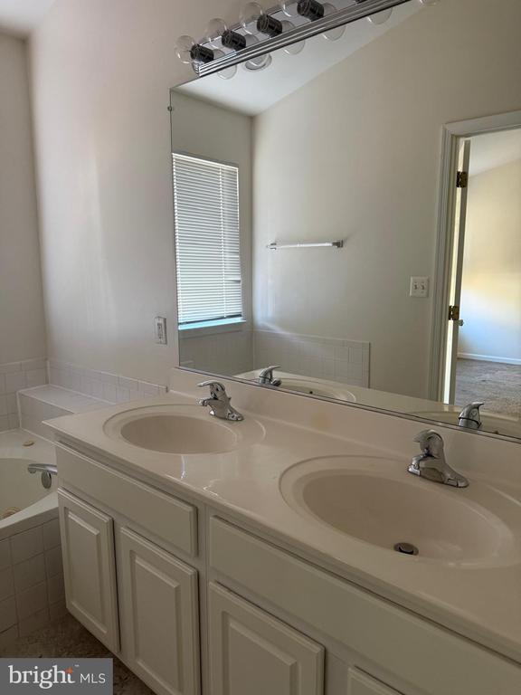 Photo - 2554 James Madison Cir Casa Adosada