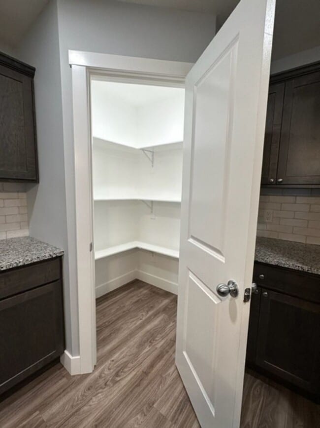 Photo - NEWER BUILD!! 3 Bed/ 2 Bath ~~ Open Floor Plan