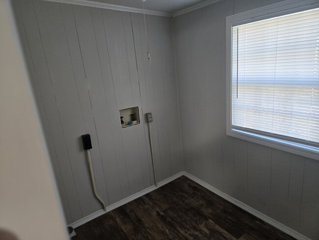 Photo - 503 N Chapel St