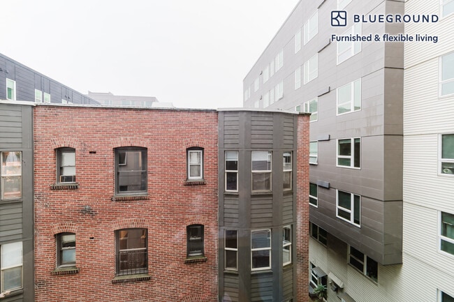 Photo - 1530 Belmont Ave Unit FL4-ID802