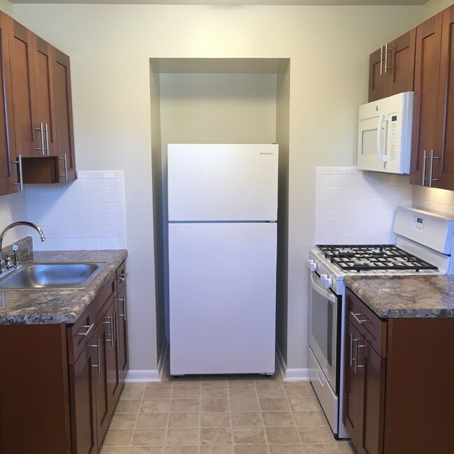 Modern Kitchen - Westaway Apartments