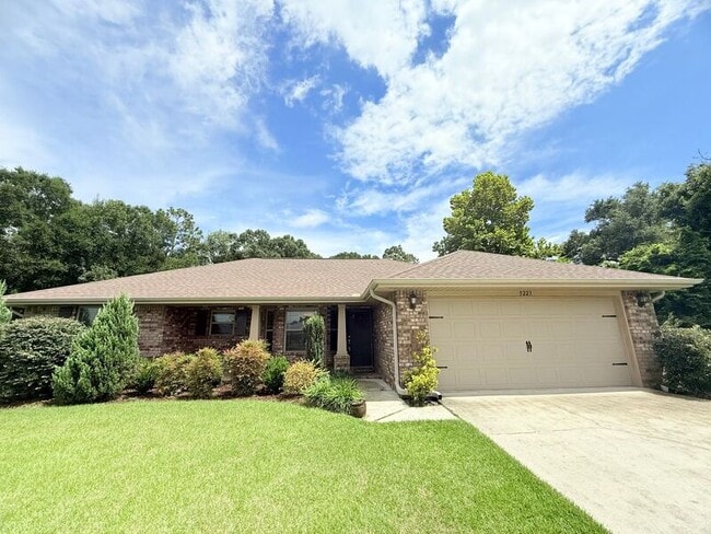 Building Photo - 5227 English Oak Dr Rental