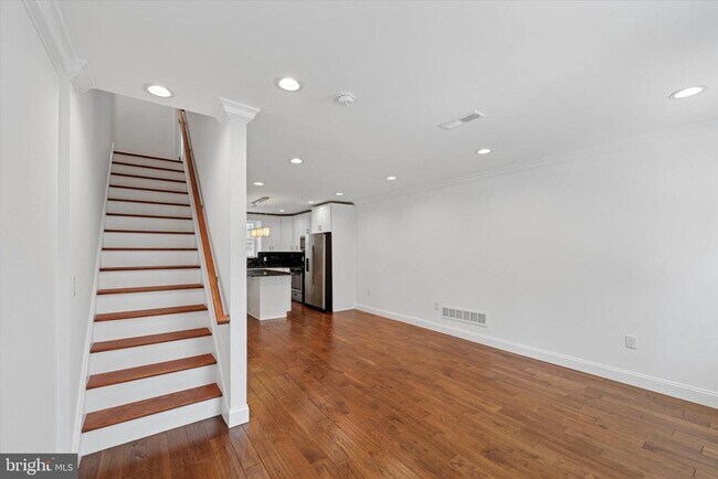 Photo - 2630 E Harold St