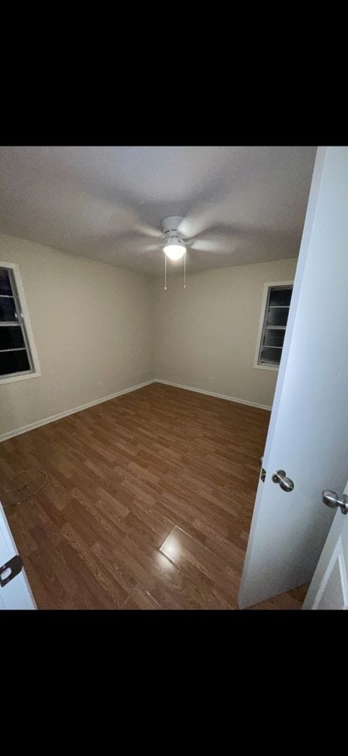 Photo - 220 20th St N