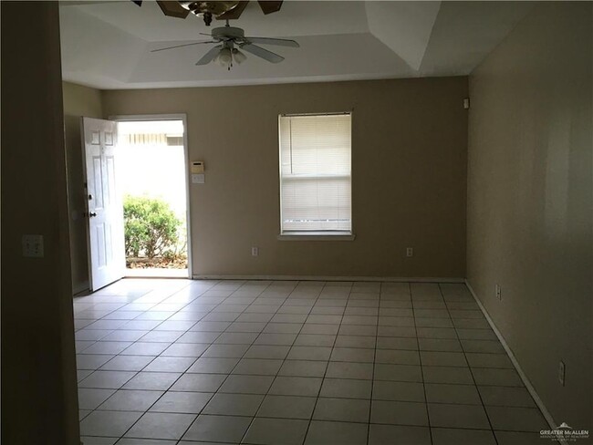 Photo - 2002 Angus St