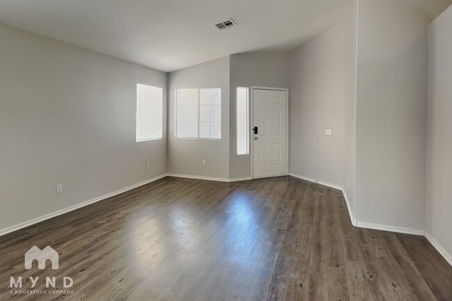 Photo - 2858 Mt Hope Dr