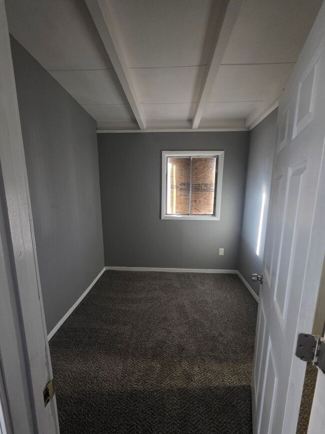 Photo - LIMITED TIME**NO APPLICATION FEE**1/2 OFF DEPOSIT**