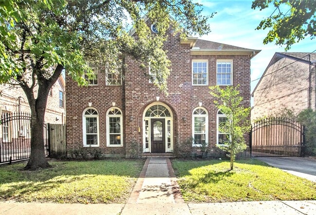 Building Photo - 3919 Southwestern St