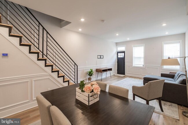 Photo - 1137 S 18th St Townhome