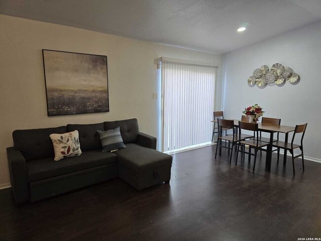 4111 Sunrise Terrace Dr