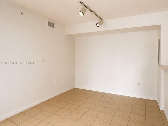 Photo - 711 SW 111th Way Unit 1 Bedroom Condo for Rent