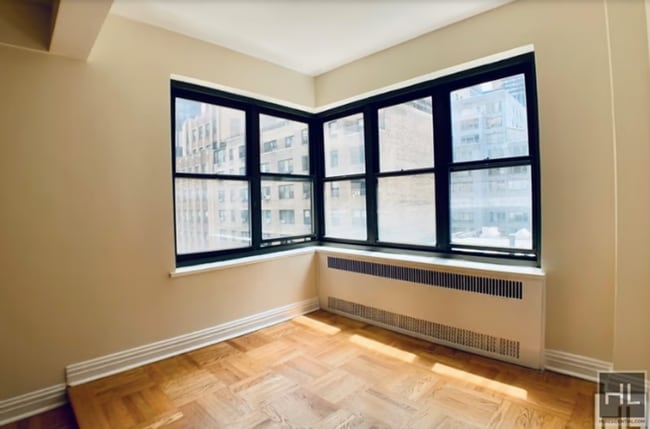 Photo - EAST 56 STREET Unidad 7G