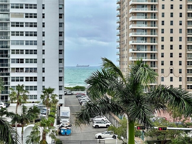 Building Photo - 1893 S Ocean Dr Unit 601