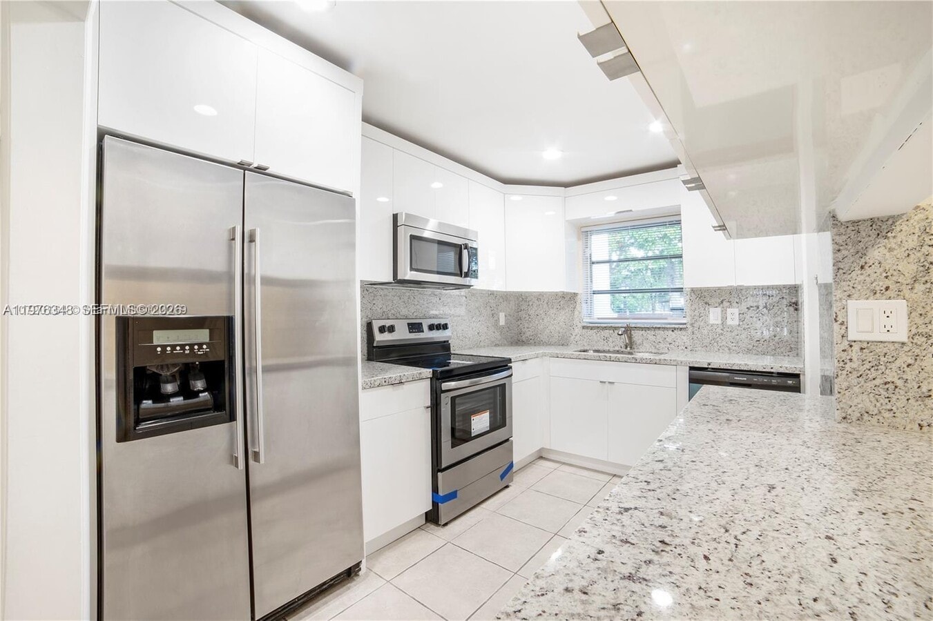 Photo - 13726 Kendale Lakes Dr