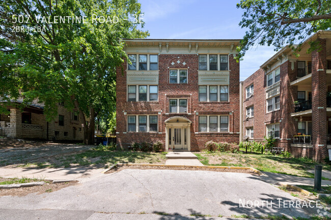 Building Photo - Charming 2-Bedroom in a Historic 6-Plex – ... Unit 3E Rental