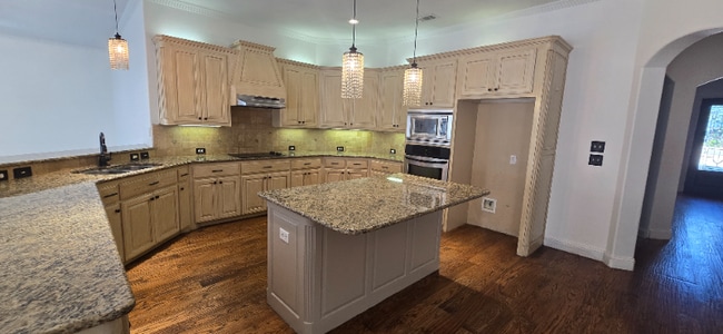 Photo - 2009 Stone River Blvd