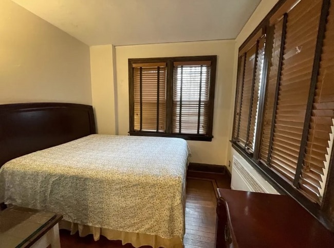 Photo - 459 Irving Ave