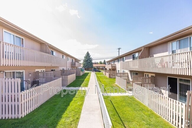 Building Photo - 4604 3rd Ave S Unit #14 Rental