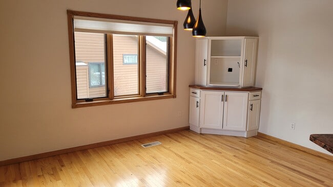 Photo - 1200 Duffer Dr