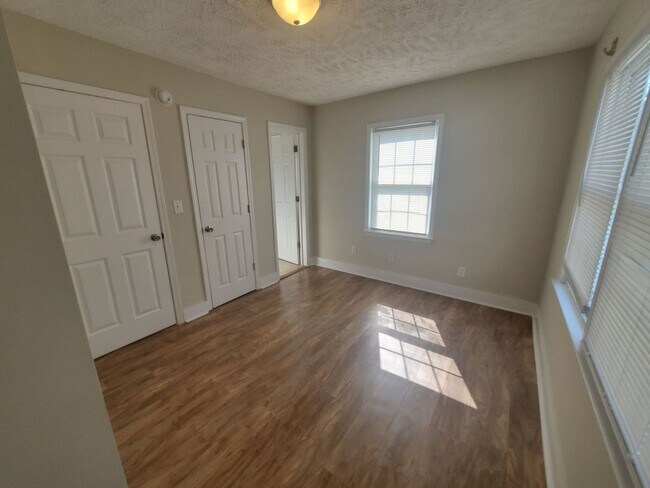 232-C Woodrow Street