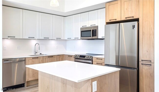 Photo - 22980 Vista Edera Cir Unit 3-405