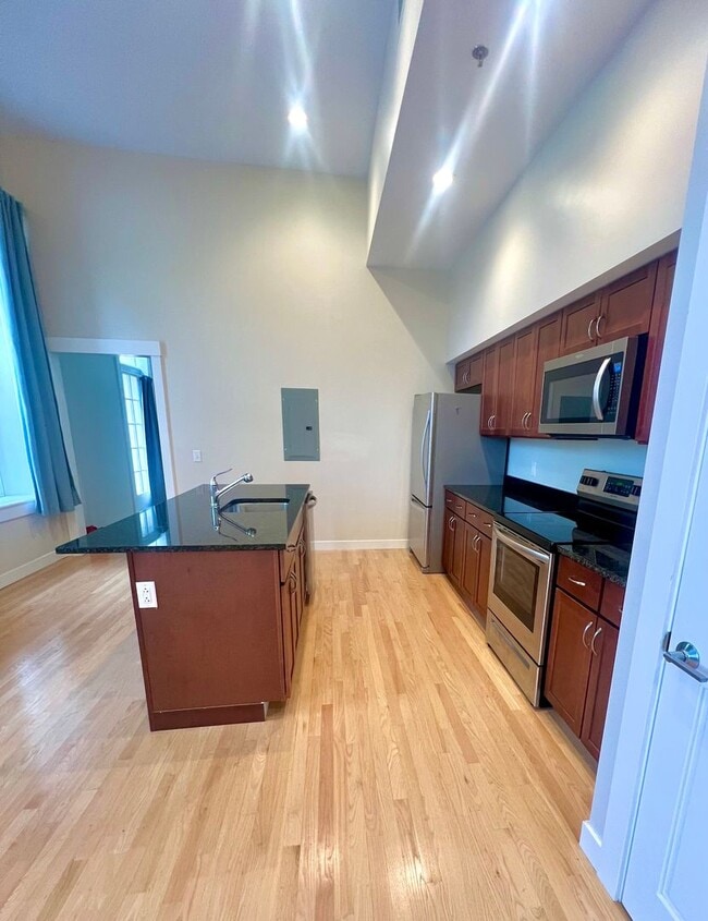 Photo - Putnam Block Hotel - One Bedroom Apartment... Unit 206