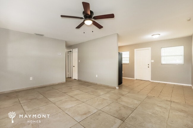 Photo - 58 Marshall Ln