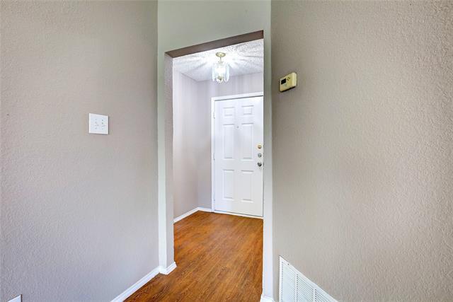 Photo - 2363 Laurelhill Ln
