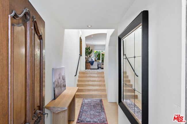 Photo - 6435 Zumirez Dr