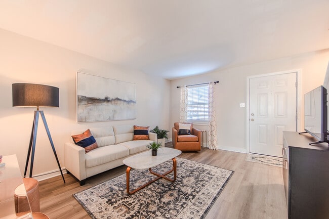 Belmont Hills Apartments