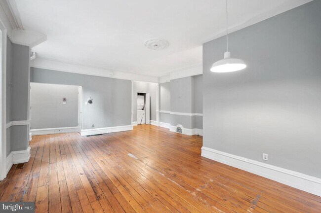 Photo - 641 N 16th St