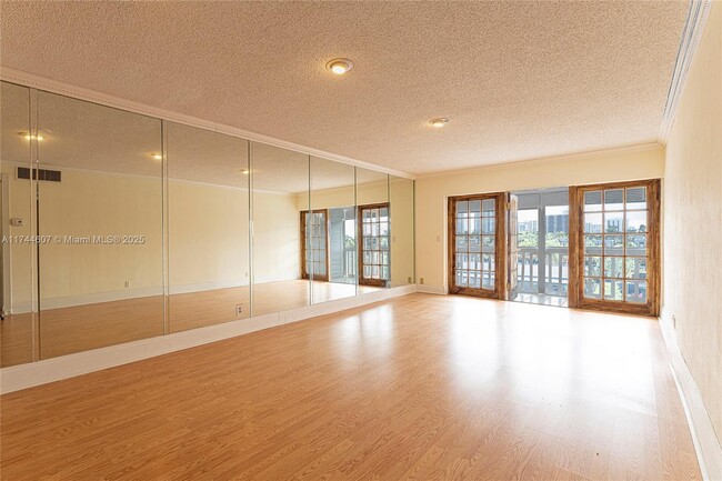 Photo - 455 Paradise Isle Blvd Unit 402