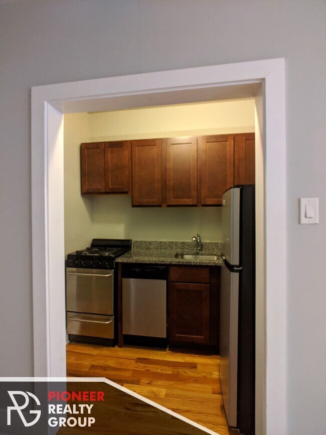 Photo - 1154 N Dearborn St Unidad 315