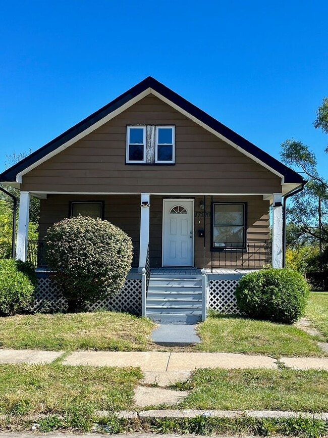 Building Photo - $1,200/month - 3 Bed 1 Bath Single Family ... Rental