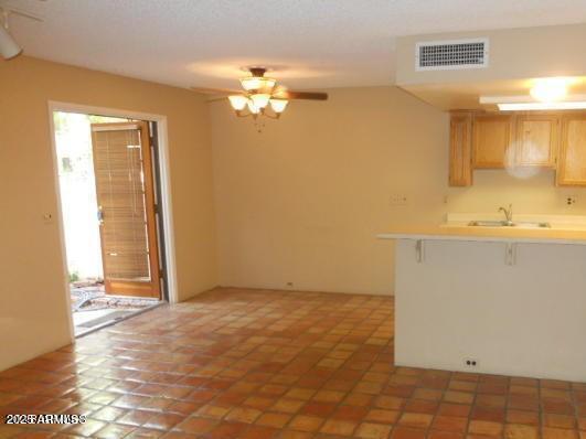 Photo - 10424 N 11th Pl