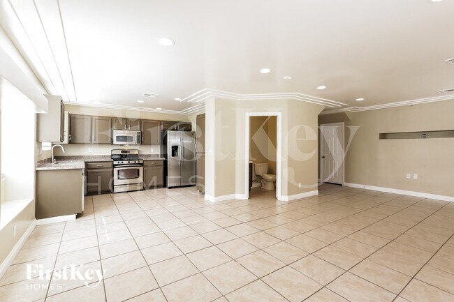 4512 Powell Point Way