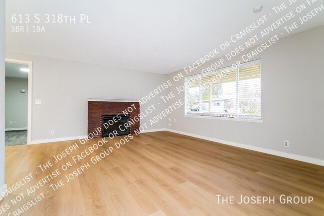 Photo - 613 S 318th Pl