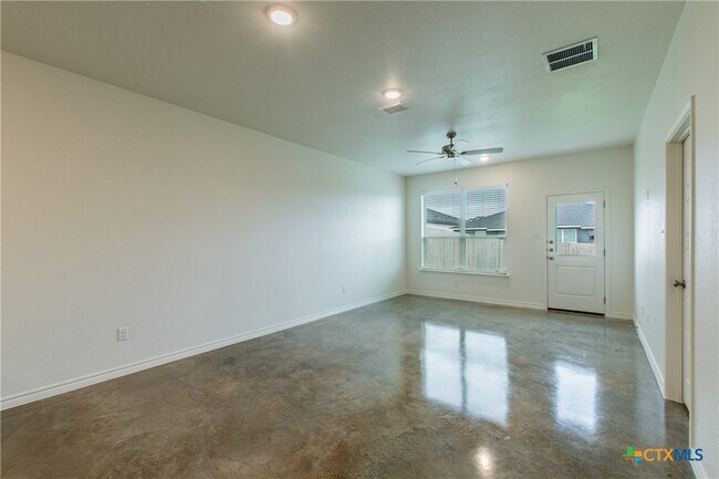 Photo - 3901 Sugar Hackberry Trl