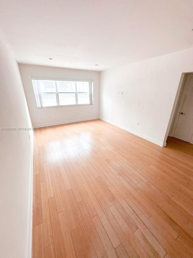 Photo - 8000 NE Bayshore Ct Unit 106