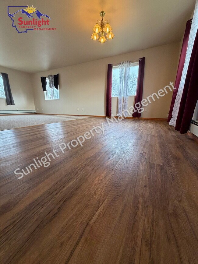 Photo - Spacious 3 Bed / 1.5 Bath Home with Garage & Off-Street Parking