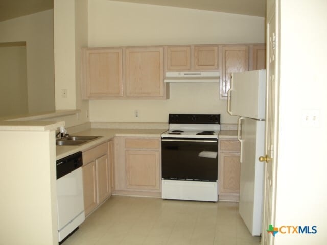 Photo - 2003 Wright Way