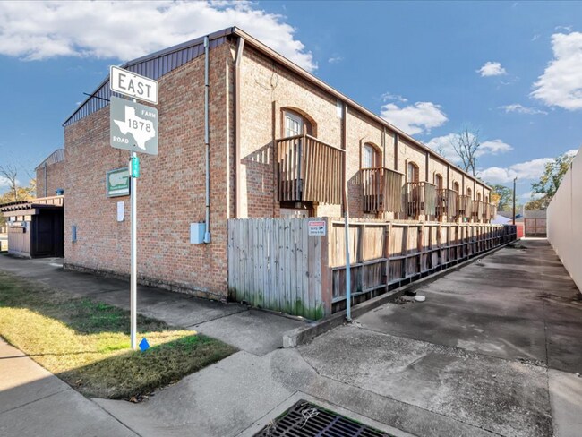 Photo - 208 E Starr Ave Unit 13