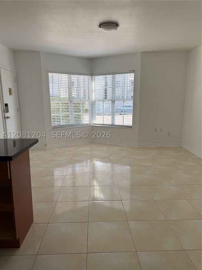 Photo - 1457 Meridian Ave Unit 103
